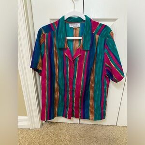Women’s vintage button up
